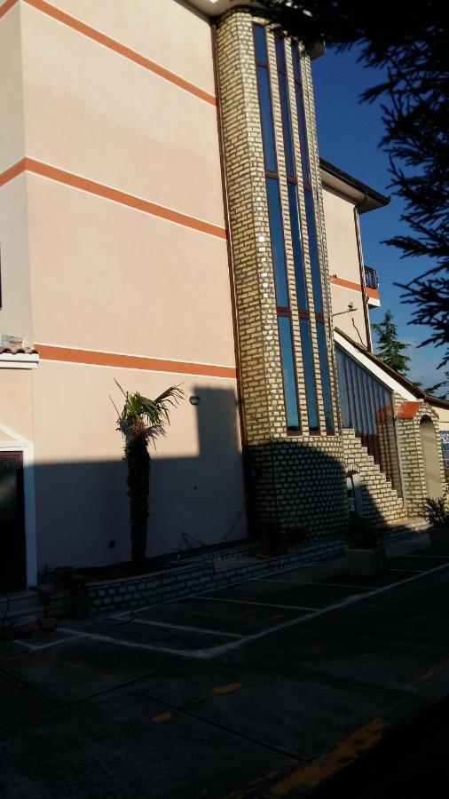 Drini Hotel Rrashbull Exterior foto
